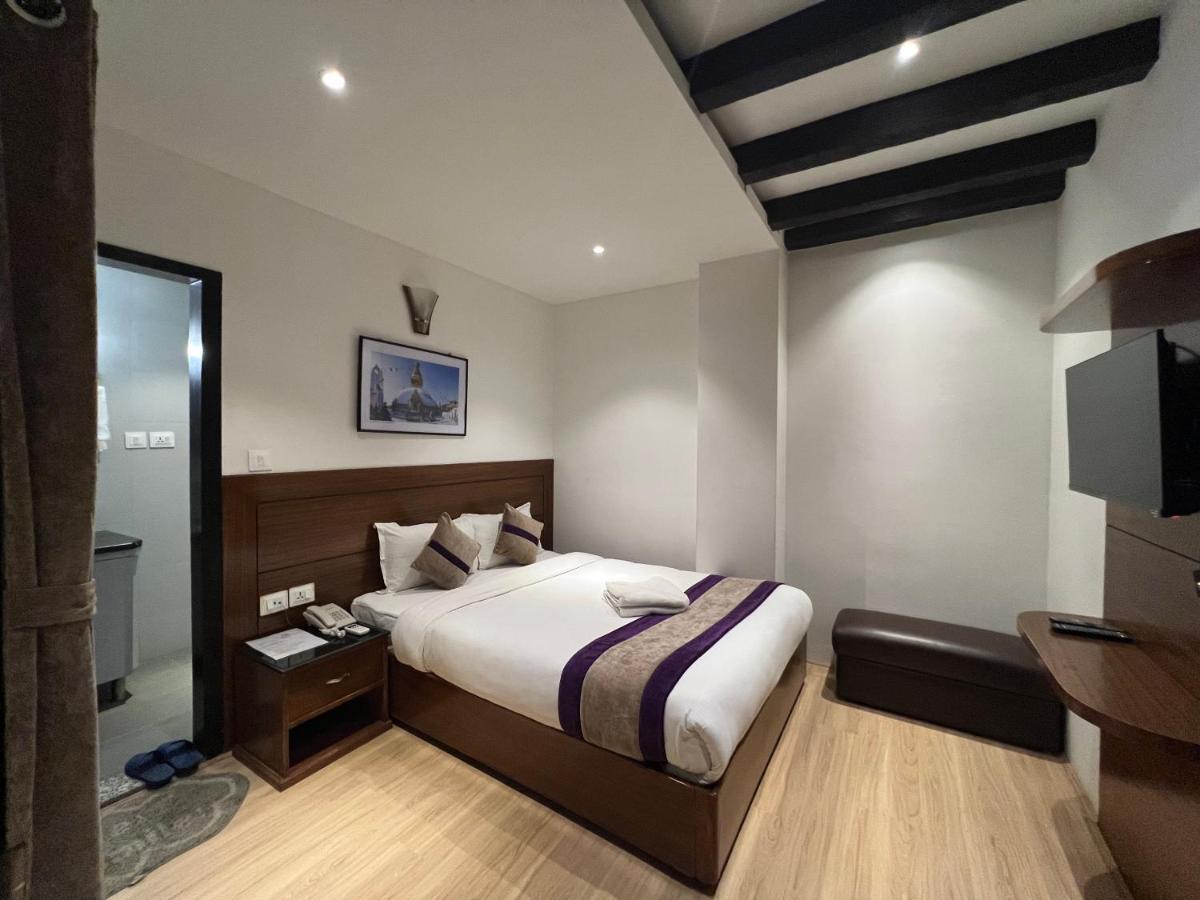 Hotel New Era Kathmandu Exteriör bild
